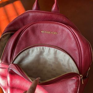 Michael Kors Backpack 🎒| Medium Micheal Kors Bag